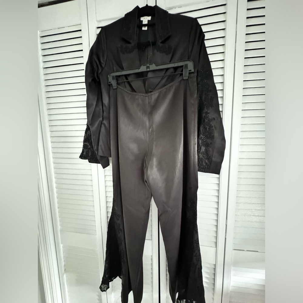 Cach , Set Black Jacket With Pants Size 4 Satin M… - image 1